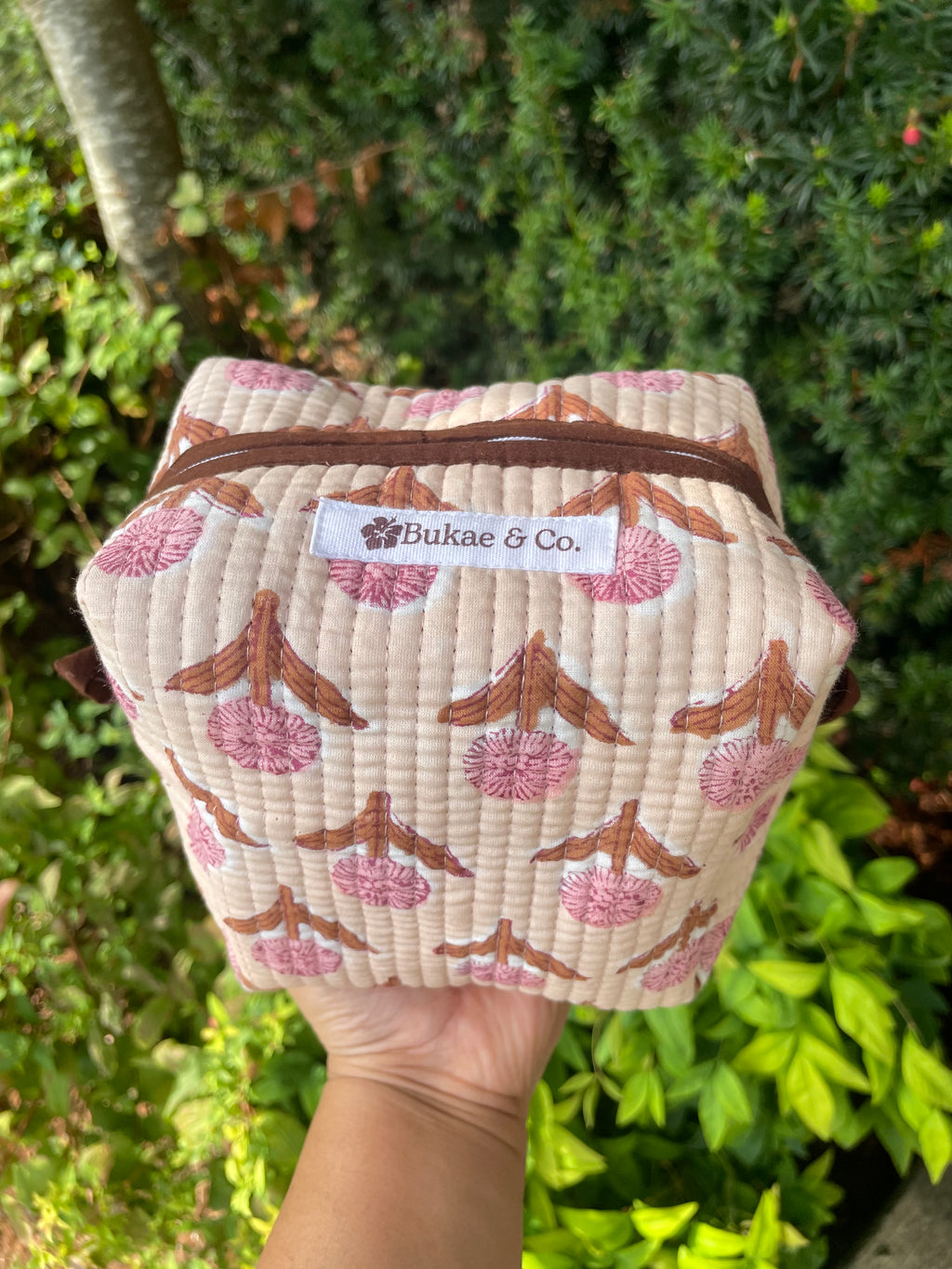 Quiet Light Box Pouch