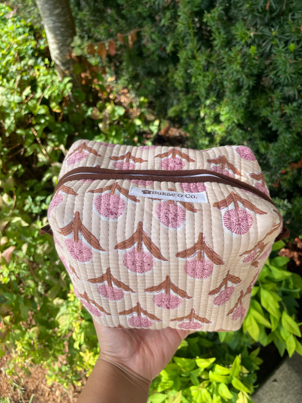 Quiet Light Box Pouch